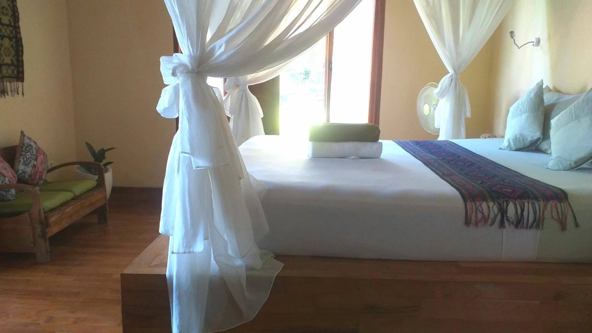 Lafyu Bali Hotel Singaraja Exterior foto
